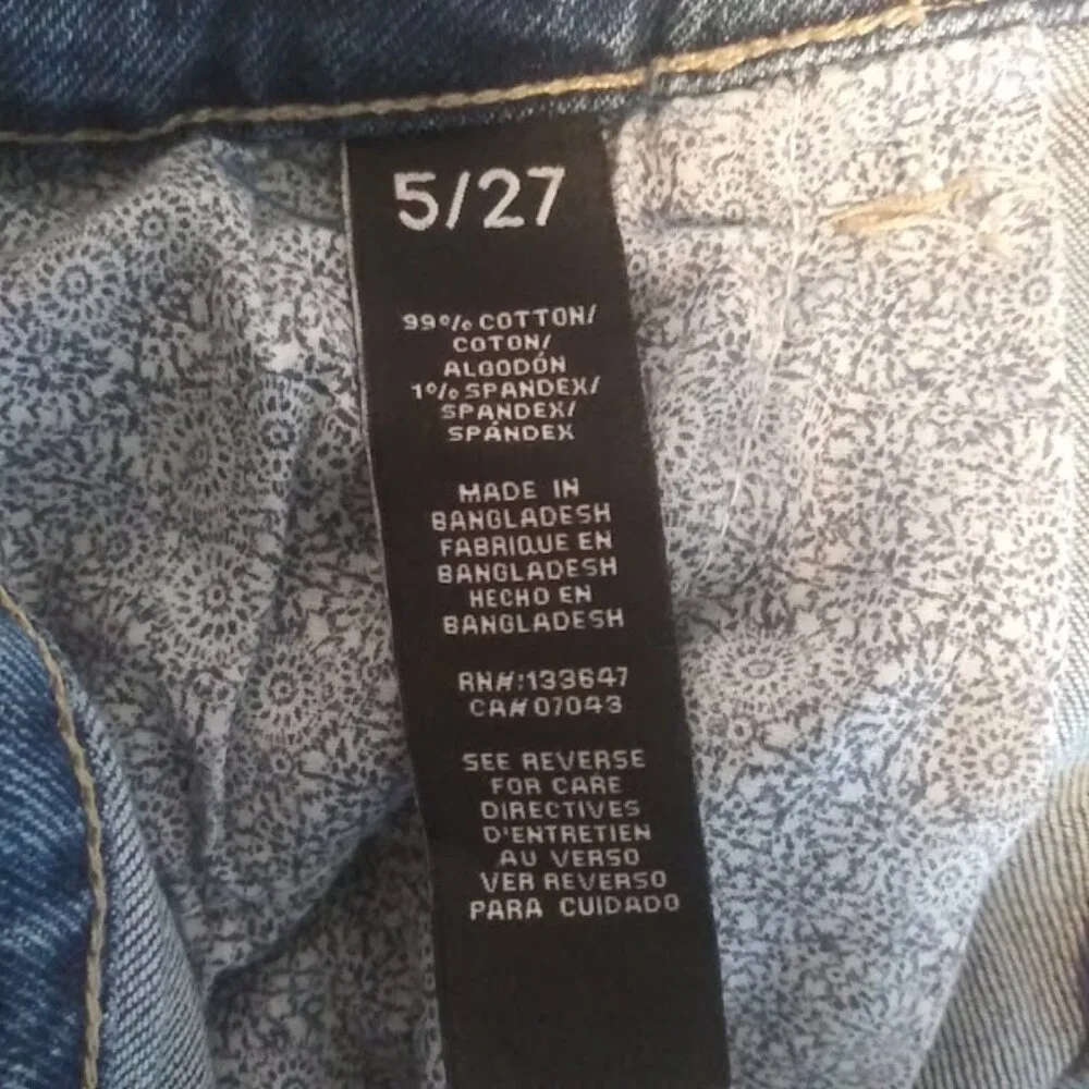 Kendall & Kyle women's junior's size 5/27 distressed high rise shorts